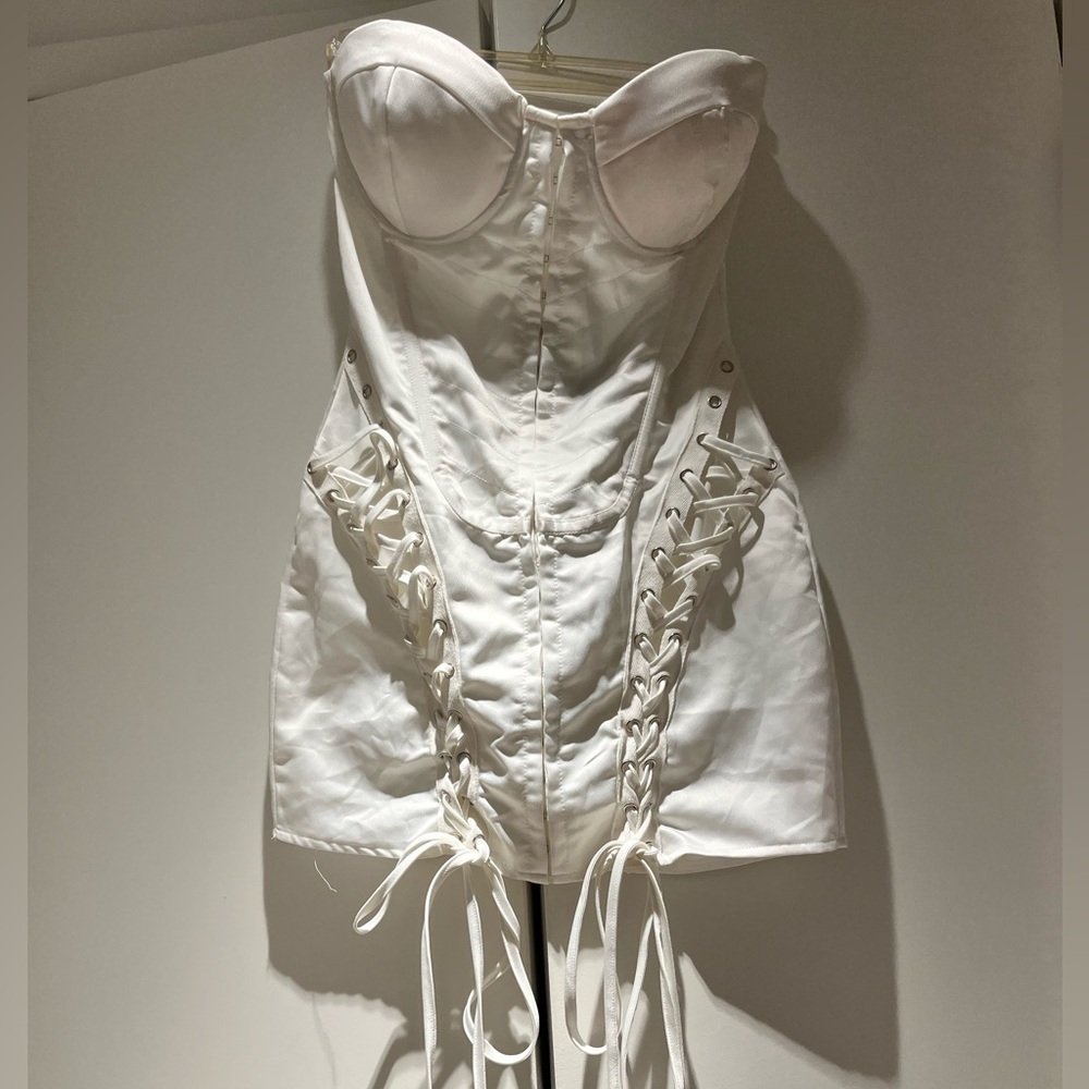 PrettyLittleThing White Lace-Up Corset Mini Dress